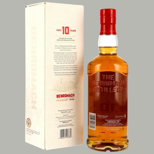 Rückenetikett von Benromach 10 Jahre mit Herstellerangaben und Inverkehrbringer