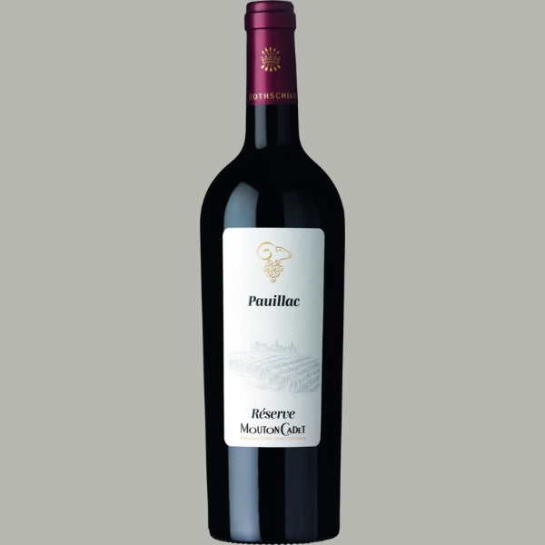 Flasche Réserve Mouton Cadet Pauillac 2019, cremefarbenes Etikett mit Weinberg-Illustration