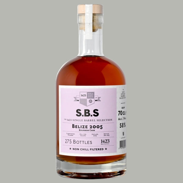 Flasche S.B.S Belize 2005 Bourbon Cask, cremefarbenes Etikett mit 1423-World-Class-Spirits-Logo, 275 Bottles, 58% Vol.